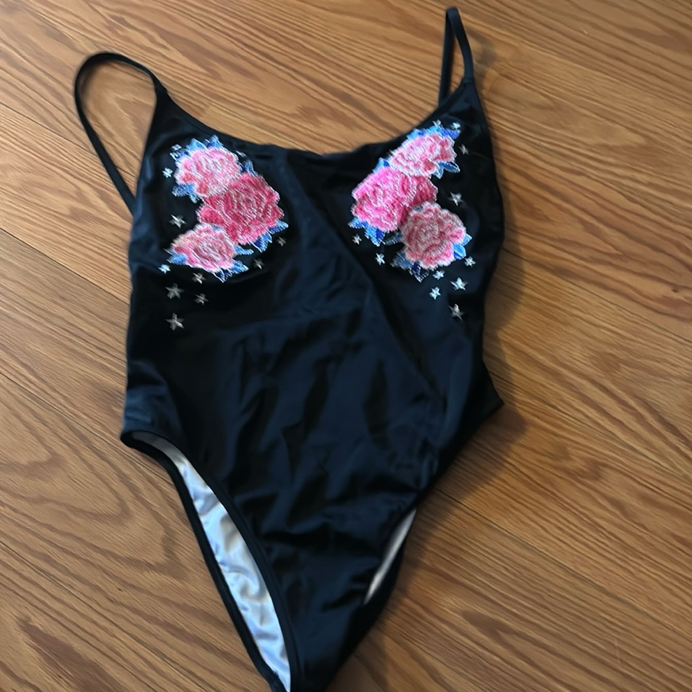 Bathing suit